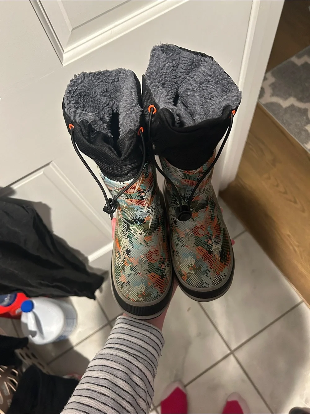 Western Chief Kids Camouflage Rain and snow Boots in Green and Orange